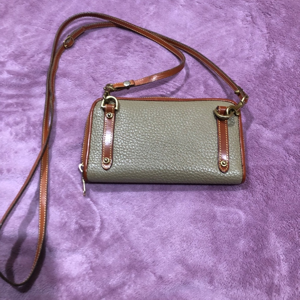 Purse - Picture 3 of 3